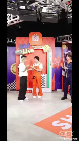 Quá trời cái mỏ rồi nha Bé Thu @Duy Khánh ZhouZhou 小维庆 #fyp #fypシ #foryou #anhtraivuotnganchonggai #xuhuong #xuhuongtiktok #shopee #bbtran #duykhanh #duykhanhzhouzhou #nekoland #CapCut 