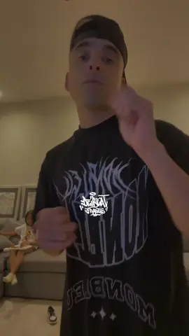 Morro Dolido - MC Davo ft Picus  @McDavo @picusoficiaal  . . #mcdavo #picus #deibeatfrases #lyrics #preview 