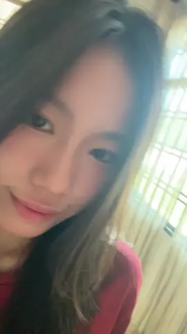 SAY MY NAILS ARE NICE!