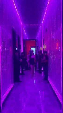 🎤 ห้องคาราโอเกะสุดหรู บรรยากาศเป็นกันเอง เหมาะสำหรับทุกโอกาสพิเศษของคุณ 🥳  ดื่มด่ำกับค่ำคืนแห่งเสียงเพลงและความสนุกที่ K Bangkok KTV! #BangkokKTV #KTV #RCA #曼谷ktv  #KBangkokKTV 