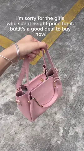 Cute bag!!!#foryou #tiktokshopbacktoschool #cute#pink#bag#totebag #Summer #fypシ゚viral #ad #fashion #handbag #everydaybag #girls 