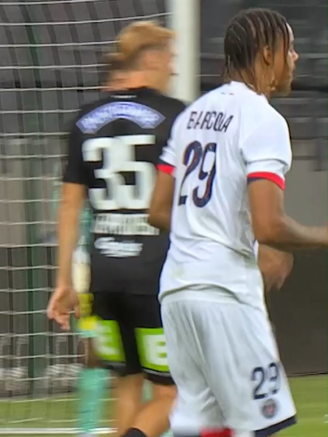 🇫🇷 𝐁𝐫𝐚𝐝𝐥𝐞𝐲 𝐁𝐚𝐫𝐜𝐨𝐥𝐚 𝐚 𝐥'𝐚𝐢𝐫 𝐛𝐢𝐞𝐧 𝐞𝐧 𝐣𝐚𝐦𝐛𝐞 !  🤔 La saison de la confirmation ?  #beINSPORTS #PSG #Barcola #bradleybarcola #Soccer #résumé