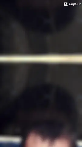 Lúc nhỏ với lúc lớn có giống nhau hông cả nhà 😊🥰