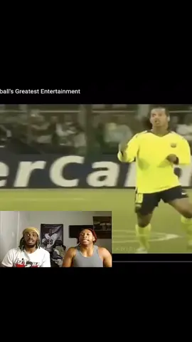 Americans reacting to Ronaldinho😳🥶#ronaldinho #brasil #skills #dribbling #videoviral #football_edits #barcelona #footballtiktok 