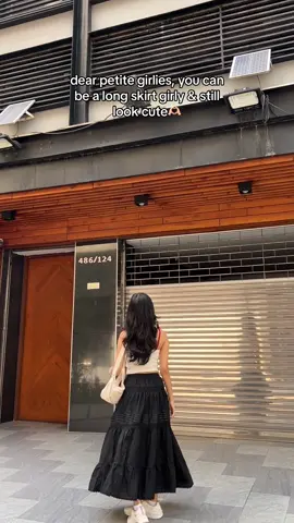 I’m 155cm, 41kg for reference🥰✨ #petitefashion #petitestyle #fashiontok #outfitideas #maxiskirt 