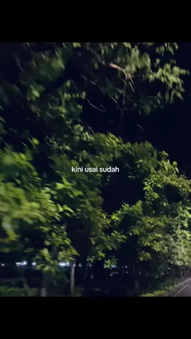 bahagia gak bisa kenal dia ? #foryou #galaubrutal🥀 #lyrics #xyzbca 