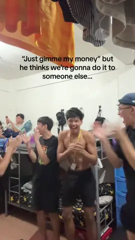 just gimme my money… sorry @@𝘤𝘦𝘳𝘵𝘪𝘧𝘪𝘦𝘥 𝘉𝘶𝘨𝘰𝘬 