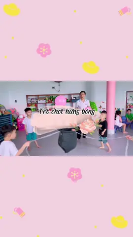 Trò chơi hứng bóng#lopla#covungmamnon #giaovienmamnon #mamnon #fypシ #xuhuongtiktok #kynangchobe🍀🍀🍀 