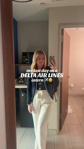Thank you @delta for the most incredible summer of my life! ✈️✈️ #delta #deltaairlines #flydeltajets #summeringernship #Summer #internship 