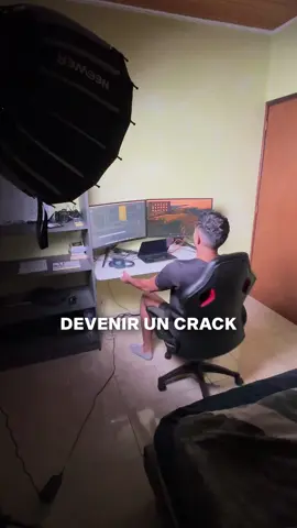 JOUR 19 - Pour devenir un crack du montage vidéo 🕺 Abonne toi pour regarder l’aventure 👨‍🍳 #videoediting #videoeditor #monteur #premierepro #aftereffects #freelance 