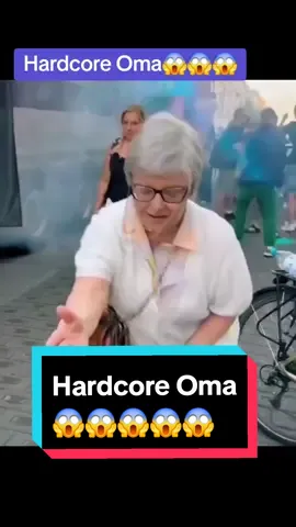 Hardcore oma 😱😱😱 #dance #techno #capcut #music #Festival #hardtechno #music #fyp #foryou #grappig  #foryoupage #oldskoolnews 