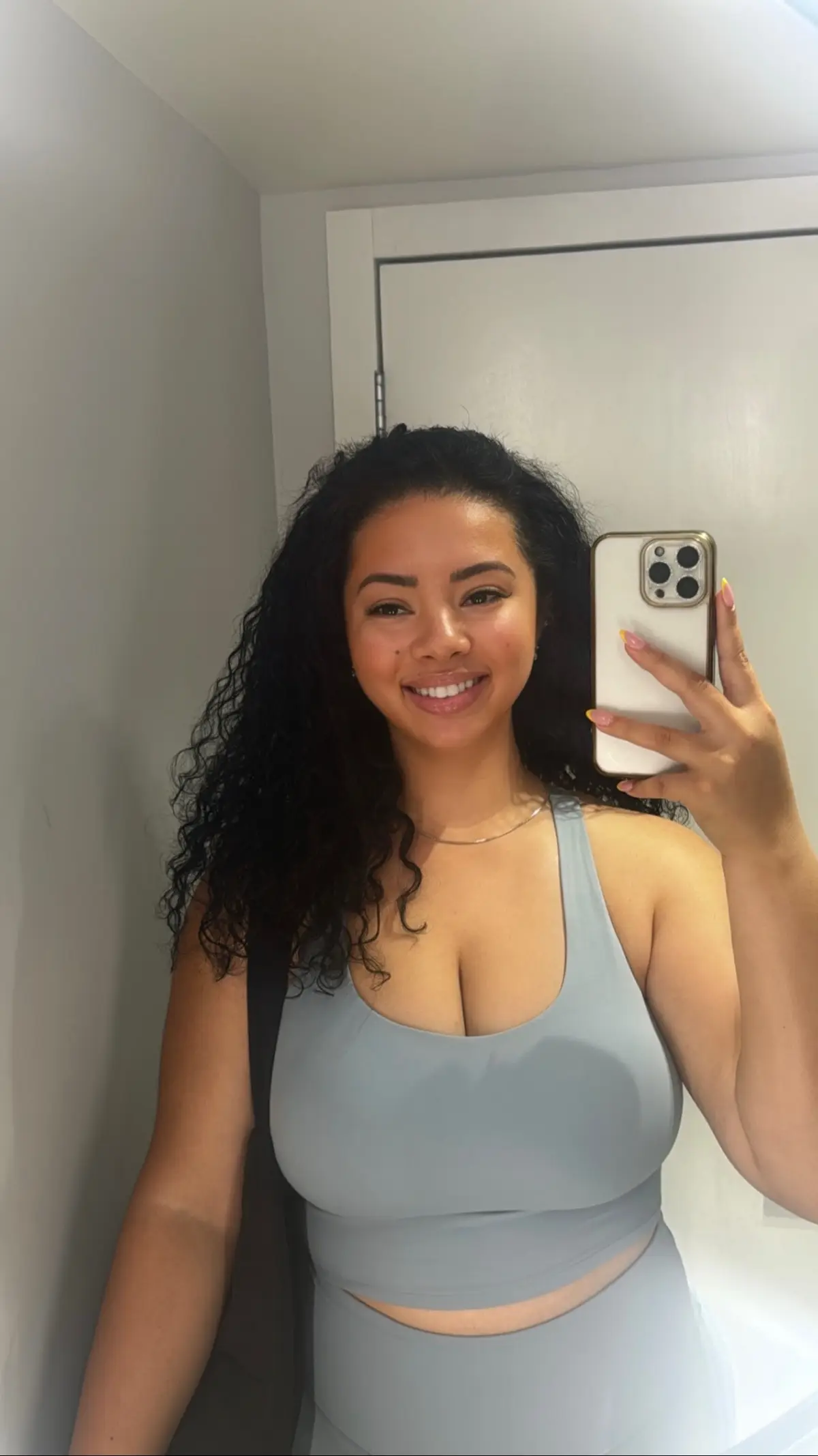 Rebranding yourself is so therapeutic. A new look, new habits, new connections. I like to be pretty, smell good, and have money in my pockets. I'm just a girl. #caligirl #godisgoodallthetime #Lifestyle #fyp #godlovesyou #postitaffirmations #blessings 