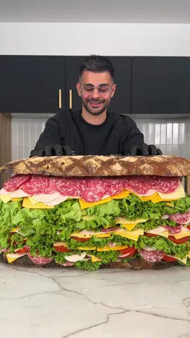 100 Layer of Sandwich 🥪 Le plus gros sandwich du monde ! #food #xxl #sanwdich #scoobydoo