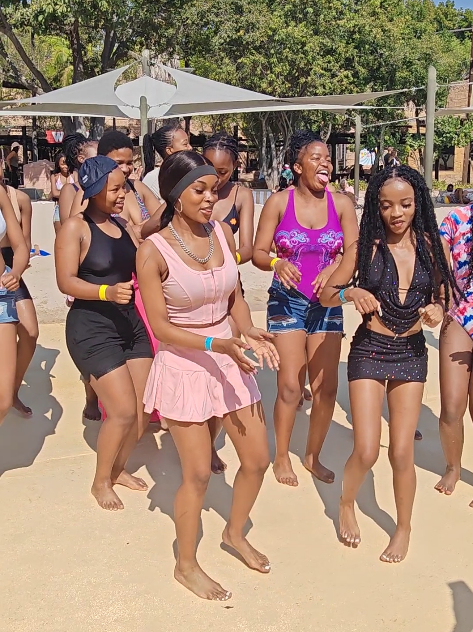 @Mainly_lebo❤💯🚀+@Thandow🥺🫶🏼 fans never disappoint🔥🔥🔥....#SAMA28 #fyp #foryou #viralvideo #fypシ #southgeriansentertainment #makemefamous #foryoupage. 
