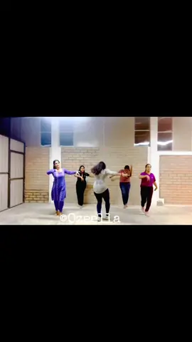 Minikki Minikki #ladiesdanceclass #ozeelladancestudio #minikki #minukki #minikkiminikki #thangalaan #vikram #dance #trending #choreography #viral #viral #srilankatiktok #ladies #danceclass #viraldanceteam #colombodanceclass #students #srilankadanceclass #tamilgirls #tamilsong #kidsdanceclass 