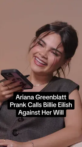 We can't get over @BILLIE EILISH calling @ariana by her #Borderlands character name, Tiny.  #TinyTina #BillieEilish #ArianaGreenblatt #PhoningItIn