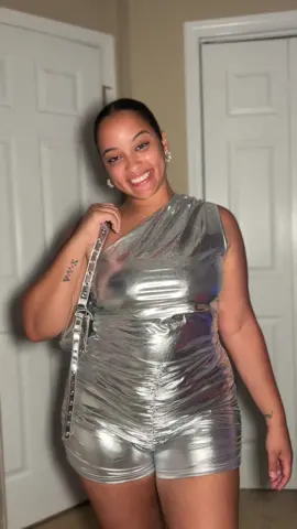 ✨ Search (2LWVY) to find more SHEIN SXY items and use coupon 