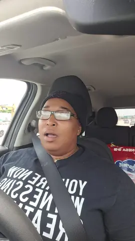 Stuff like this really makes me not like humans at all, however, I do know that they're good and genuine ppl out there. #loyalty #fakeloyalty #fakefriends #fakefriend #jaiyebradwell #jaiyebradwell2 