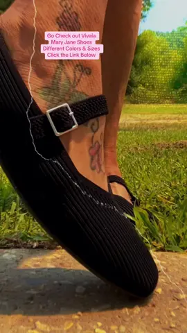 Im sorry yall I love these Shoes🤣😍#shoes #styles #fashion #comfort #shoelovers #shopping #showcase #walking #tiktokshop #folllowme #reviews #sliponshoes #stretchy #style @VIVAIA 