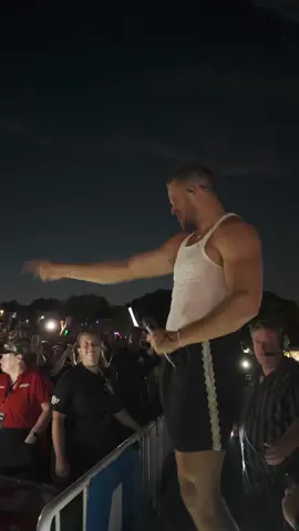 still i find you there, next to me. night 3. NJ. #imaginedragons #LOOMtour 