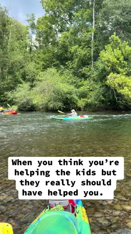 “You’re doing great!” #funny #brokenbowlake #mtforkriver #sister #kayakingadventures 