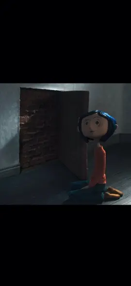 found the secret door #coraline #coralinemovie  #coralineedits #moviescenes  #movie #disney #pixar 