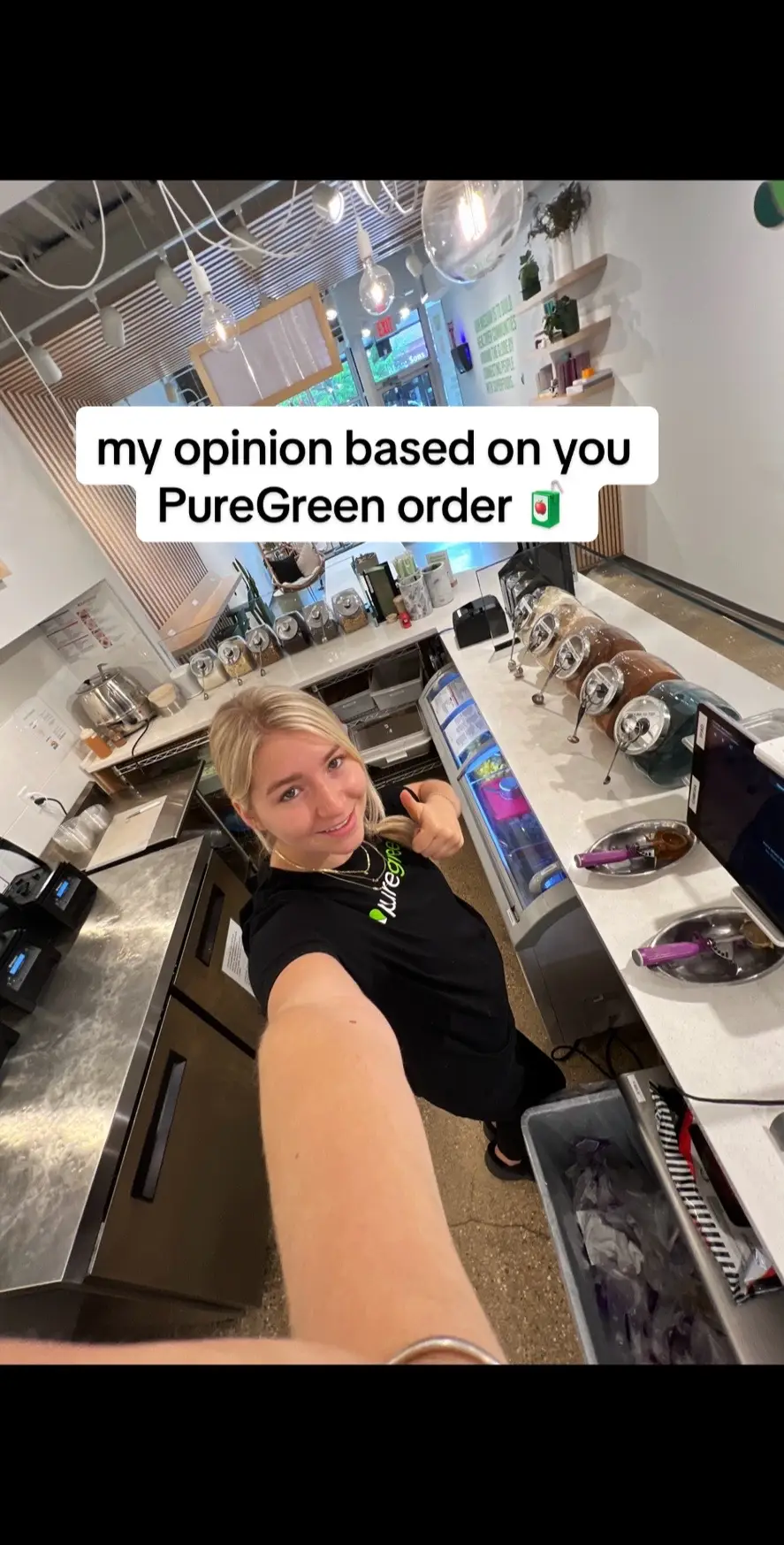 i miss the free smoothies. 😋🧃#puregreen #baristaopinion #smoothie 