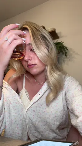 I swear to god, if I read another chapet filled with random shit I’m gonna lose it #BookTok #books #booktokfyp #sixofcrows 