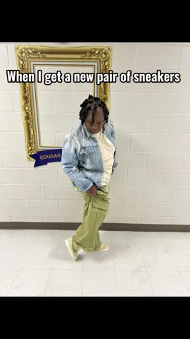 Nothing like a new pair of kicks.. #nikeblazer #sneakerhead #sneakergirl #sneakerteacher #locsoftiktok #curvytiktok 