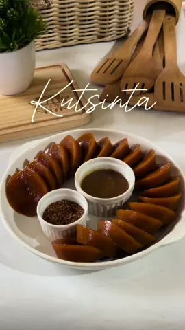 Pwede mo na gawin ang KUTSINTA sa bahay. Ang dali lang pala nitong gawin. 1 cup tapioca starch 1 cup all-purpose flour 1/2 cup brown sugar 2 1/2 cups water 1 tablespoon lye water (lihia) 1 tablespoon annatto powder  Cooking time: 25-30 minutes Toppings: Desiccated Coconut, toasted Yema Dip:  2 tbsps. brown sugar 2 tbsps. butter 2-3 tbsps. evaporated milk 2-3 tbsps. condensed milk (according to your level of sweetness) #kutsinta #FilipinoDelicacies #PangNegosyo #FilipinoFood #FOODIEPH #FoodInlfluencerPh #FoodFestOnTikTok #FoodTok #TikTokFoodiePH #TikTokFood #FoodPorn #everydaywoksoflife