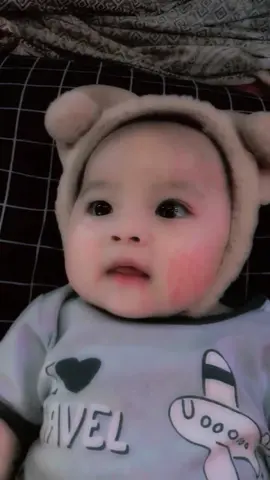 #CapCut #kebahagiaan #bayilucu #bayigemes #bayi4bulan #fyp #fypシ #lomboktiktok #lomboktiktok 