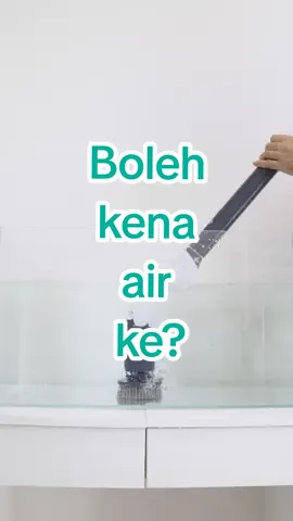 Boleh kena air ke? 📥 CLICK THE YELLOW BAG!! #fyp #fypシ  #tiktokmalaysia #electrova #electrovamalaysia #malaysia #Viral #Spinscrubber #scrubber #easycleaning #IPX7 