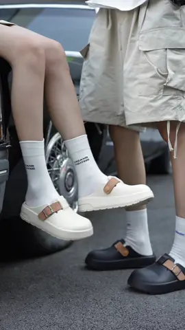 Mềm mại và không dễ bị biến dạng, thiết kế kéo một nửa Bạn có chắc chắn không muốn có một đôi?#utune #tiktokshop #tiktokvietnam #slipper #slippers 