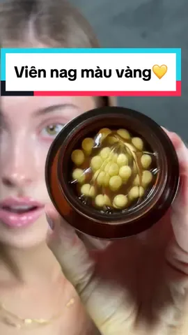 🧚🏻‍♀️Gương còn phải chào thua làn da căng bóng của bạn!  ✨Trải nghiệm ngay Kem dưỡng Vitamin C thế hệ mới với viên nang Vitamin cô đặc, kết hợp cùng Thiết bị làm đẹp 6-trong-1 Booster Pro.  😍Sử dụng cả hai sản phẩm để đạt được làn da căng mịn, ẩm mượt hoàn hảo!   💦Tự tin tỏa sáng với vẻ đẹp rạng ngời! #medicube #deepvitaccapsulcream #boosterpro #kbeauty #lamdep   