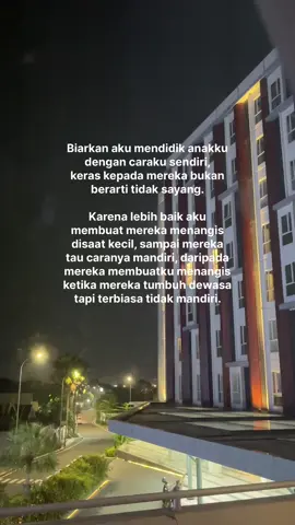 tapi knp ya klo anak lg sm kakek/neneknya malah dimanja :( semuanya diturutin , entah itu berresiko/tidak pokoknya diturutin biar gak nangis katanya😭 #fyp #polaasuhanak #kehidupanrumahtangga #quotesrumahtangga #rumahtangga 