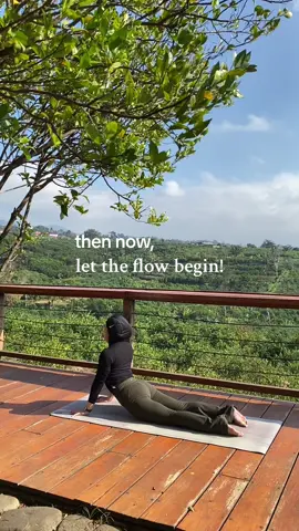 Hey Malang Siders!👋🏻 Kamu kemaren sempat ketinggal ikut Het Community Vol.1 karena fullslot?! Tungguin event berikutnya ya buat dapetin pengalaman yoga yang lebih berkesan buat kamu!🧘🏻‍♀️🍃 📍: Jl. Buring No. 2B, Malang #yoga #studioyoga #yogatok #studioyogamalang #malang #yogamalang #malanghits #fyp 