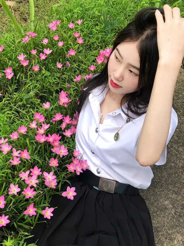 ลมหายใจเข้าา ลมหายใจออก ดั่งดอกไม้บาน