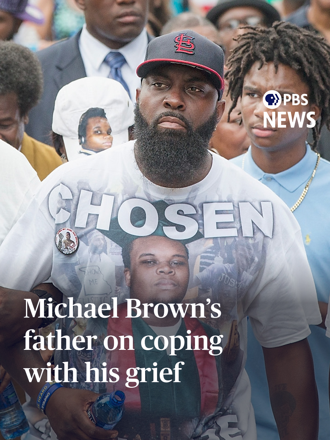 Just months after Michael Brown Jr. was shot and killed by a white police officer in Ferguson, Missouri, Michael Brown Sr. and Cal Brown launched Chosen for Change, an organization that provides resources, support and activities for people who have lost children. Brown told PBS News that while he's able to manage his grief through working with the community, the pain of losing a child never goes away. #michaelbrown #michaelbrownsr #michaelbrownjr #Ferguson #missouri #chosenforchange #gun #shooting #police #policeshooting #pbsnews #childloss