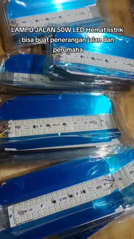 LAMPU JALAN 50W PJU LED #lampujalan #lampusorot #racuntiktok 