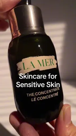 La Mer The Concentrate - a potent barrier serum to strengthen,stabilize and soothe skin. #lamerskincare #skincareforsensitiveskin #skincareroutine 