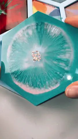 Love the sparkle in this resin coaster ✨ #epoxy #resin #resincoasters #resincrafts #art #handmade #DIY #viral #fyp 