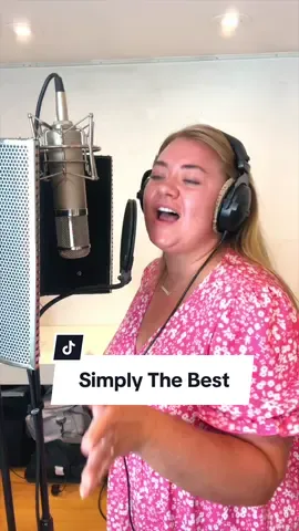 Bink in lio for the whole song 🔗 🎷💖 #simplythebest #tinaturner #jenniferowens #covers #fyp #outnow #simplythebesttinaturner 