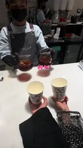 قهوه وشخص تودههه♥️♥️#explore #like #تصويري #تصميمي #اختي_حياتي♥️♥️ 