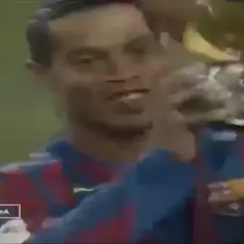 Ronaldhino woah😳🤭 | #ronaldhino #barcelona #brazil #fyp #zxycba 