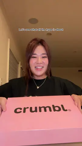 I caved in #crumbl #crumblcookies #foodreview #jinyandfood 
