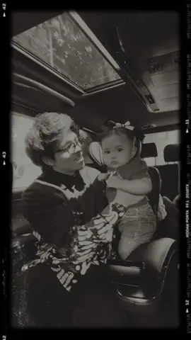 Alhamdulillah ya Allah udah 9 bulan aja nih, semoga bisa nemenin ATEK terus 🩶🤍