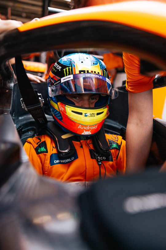 Is it Oscar or Lando?  Here’s how to spot them out on track. 🏁 #F1Translations #McLaren #F1 #LandoNorris #OscarPiastri