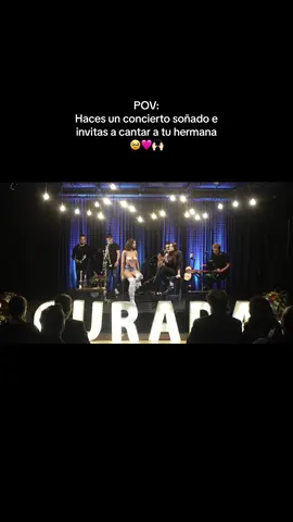 Cantando con mi hermaba 😮‍💨🦋🩷✨💐 @Isabel 🦋 #cancion #envivo #llorona #hermanas #MarianaGomez #actriz 