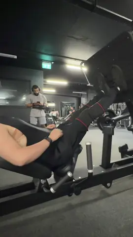 Super leg press bridge @myprotein @MP ACTIVEWEAR #panatta #gymshark #newrelease #varsityjersey #gymsharkjersey #physique #myprotein #mpactivewear #samples #originpreworkout #GymTok #foryoupage #trending #fyp #foryou #preworkout #cuttingphase #impactwhey #affiliate #myproteinlifting #gymsharkclothing #legday #legsession #superlegpressbridge #panattaequipment 