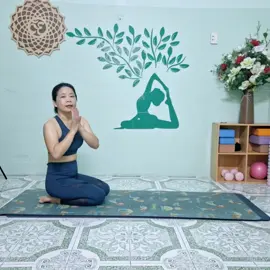 Thay vì đi tìm sự hoàn hảo thì hãy chấp nhận sự khiếm khuyết để thấy mình hoàn hảo với chính mình. #pincha  #thangbangtay  #yogaonline  #xuhuong 